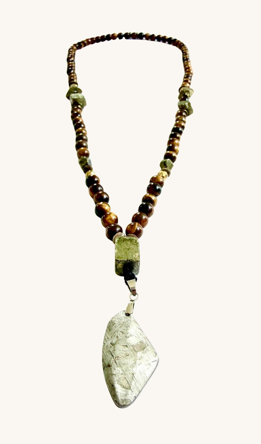 The Protection Artefact, Muonionalusta pendant